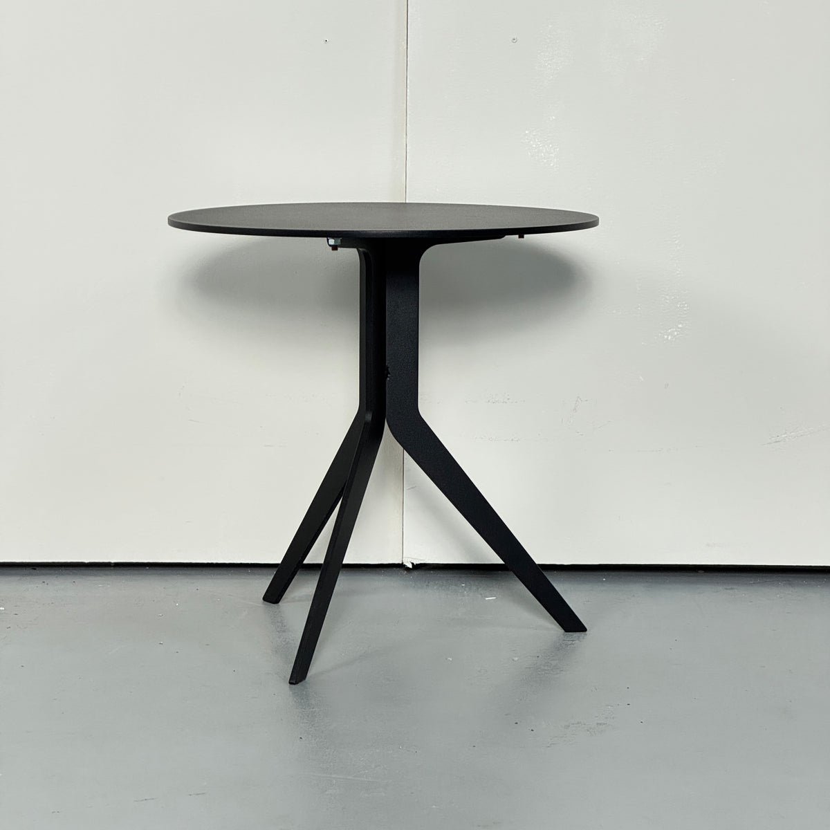 DALEY | Bijzettafel | Zwart