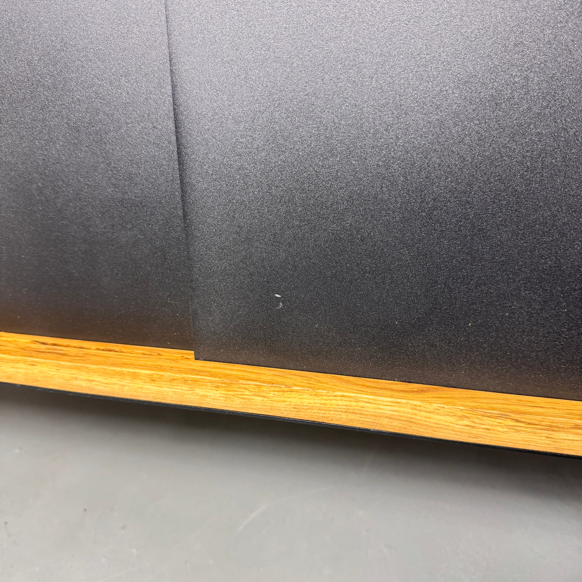 MUSTER | TV-Schrank | Schwarz/Eiche