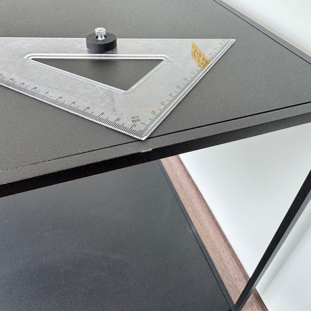 SAMPLE | Bijzettafel | Zwart