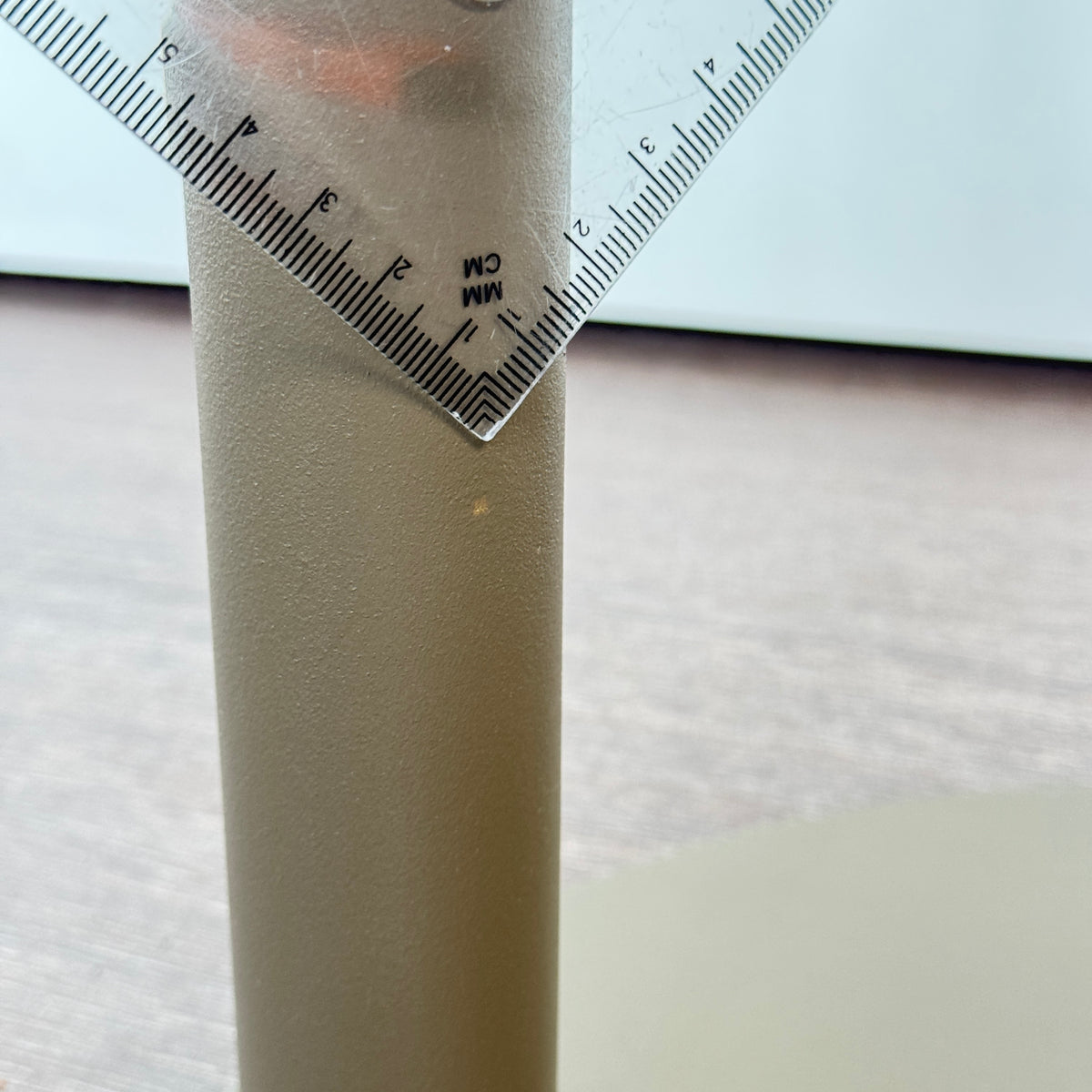 SAMPLE | Bijzettafel | Champagne